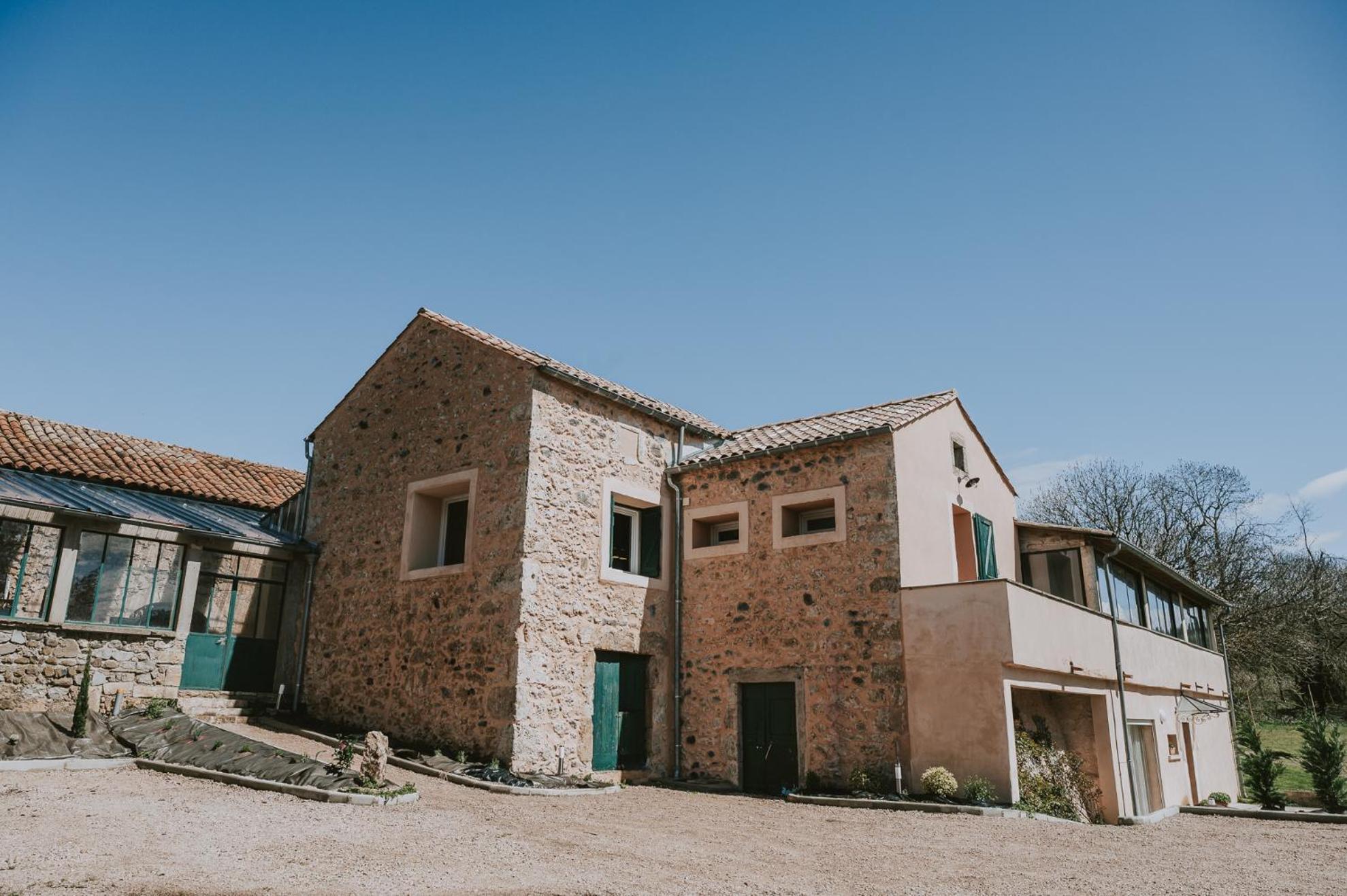 Domaine De Tapies 2 Gites Jusqu A 19 Personnes Cornus Eksteriør billede